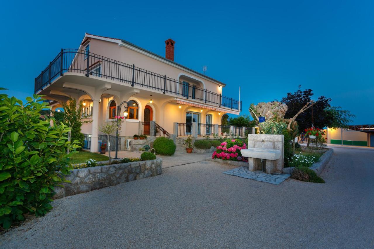 Villa Dora Bajcici 외부 사진